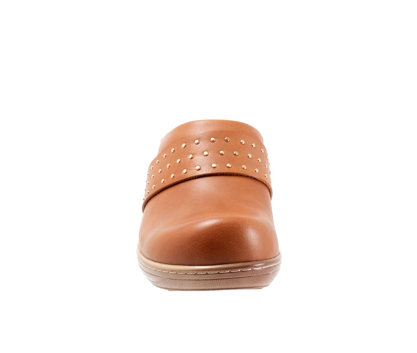 Women's Softwalk Marana Clogs