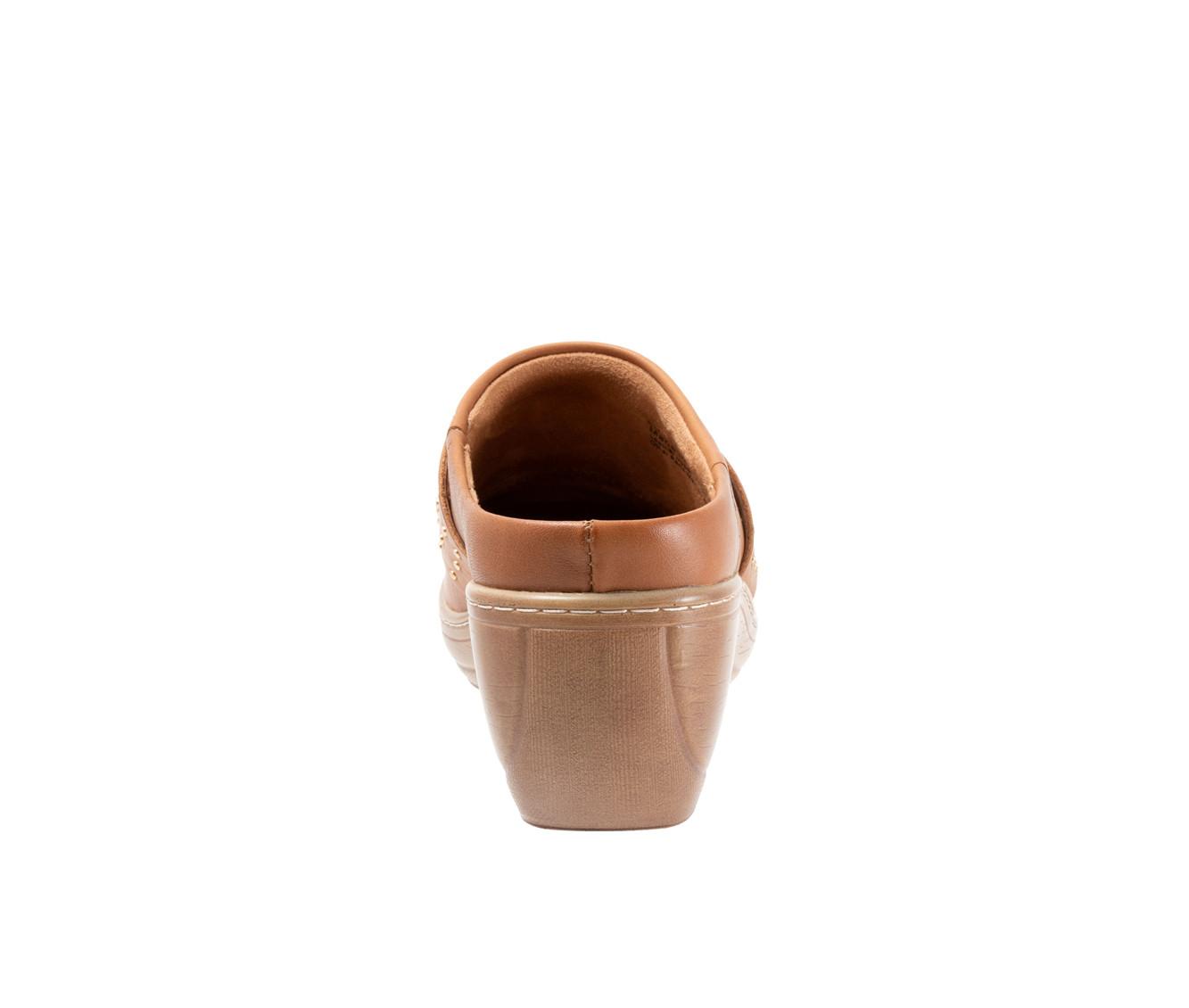 Women's Softwalk Marana Clogs