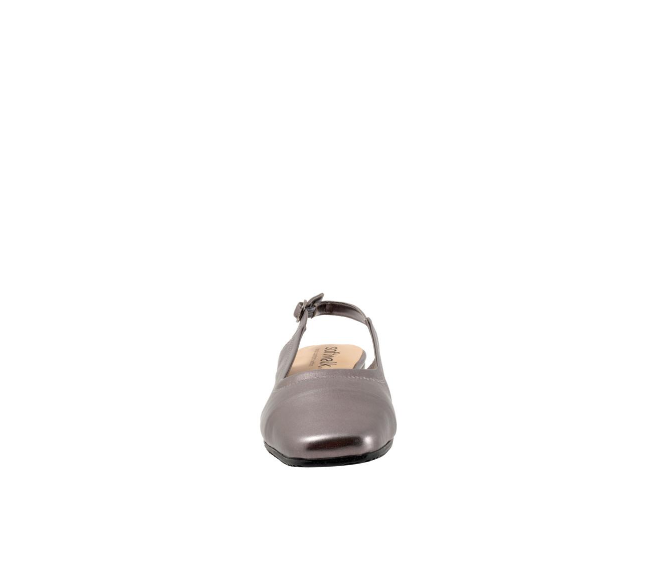Women's Softwalk Vittoria Flats