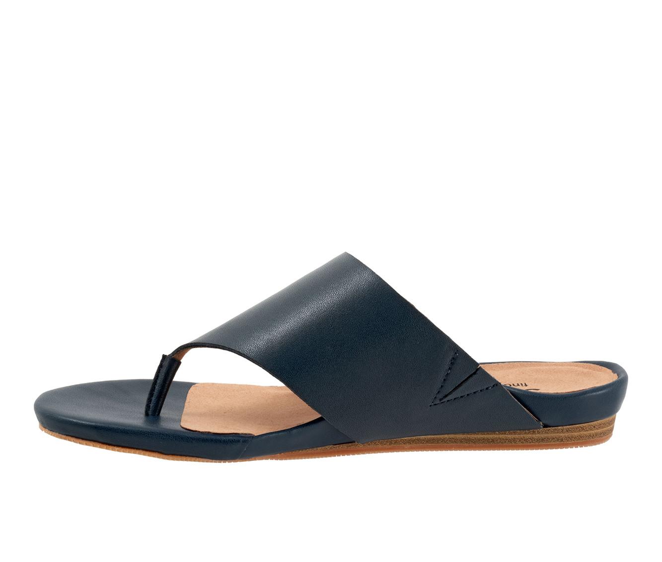 Women's Softwalk Chandler Sandals