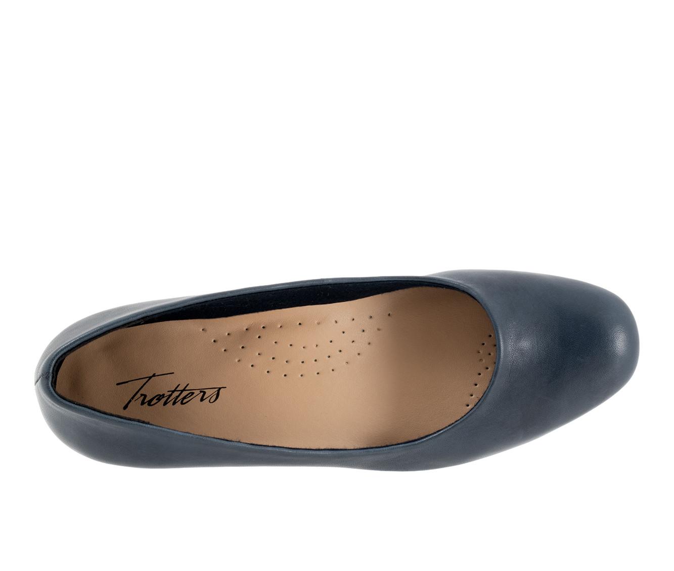 Women's Trotters Dream Pumps