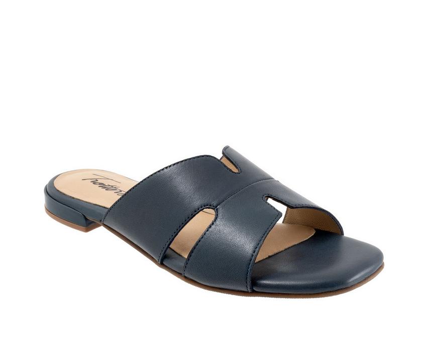 Women's Trotters Nell Sandals
