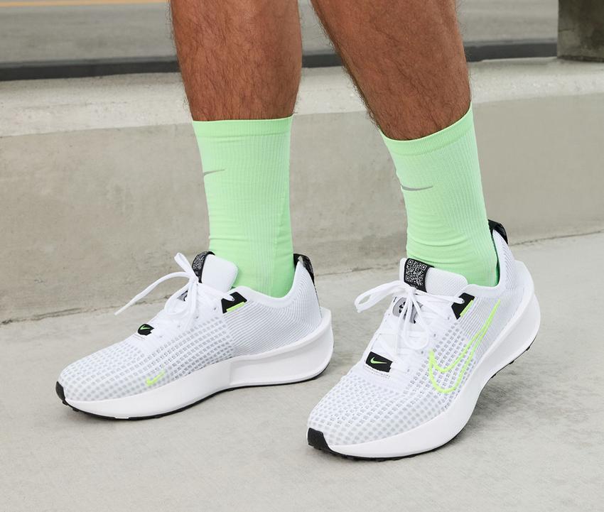 Men's Nike Interact Run Sneakers