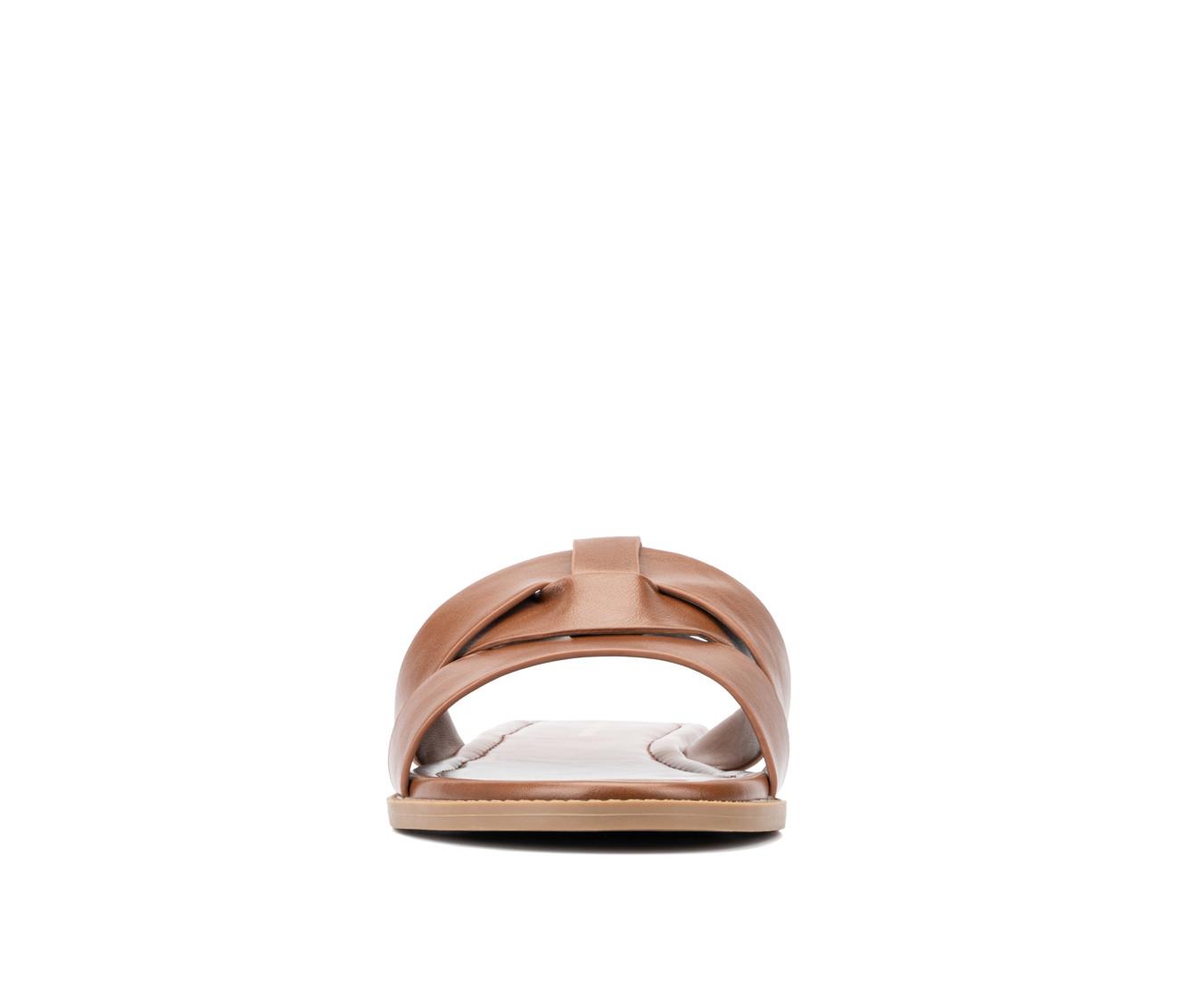Women's Fashion to Figure Tiana Wide Width Sandals