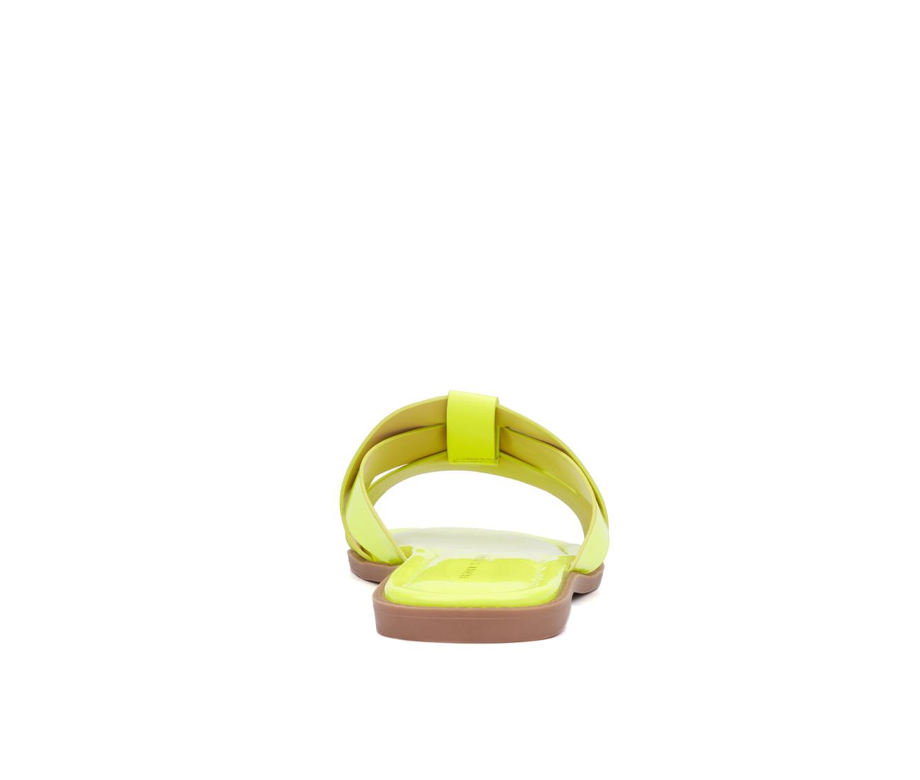 Women's Fashion to Figure Tiana Wide Width Sandals