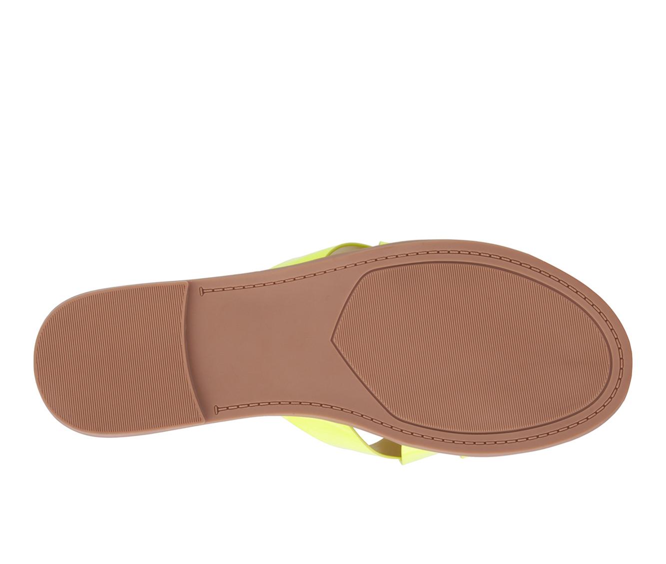 Women's Fashion to Figure Tiana Wide Width Sandals