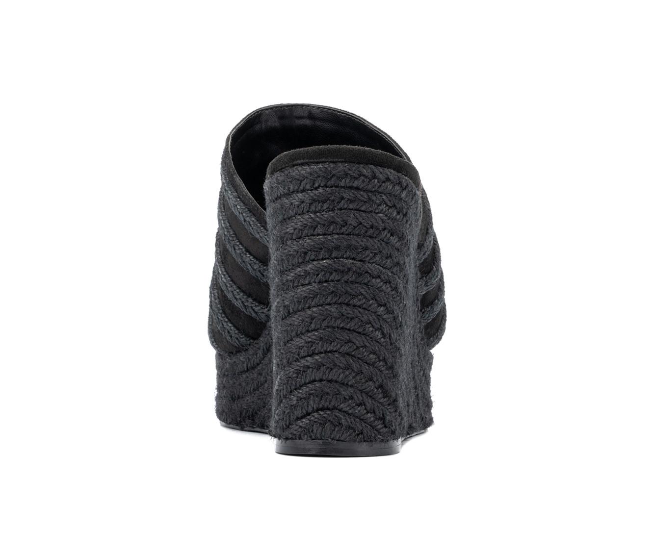 Women's Fashion to Figure Sallie Wide Width Wedges