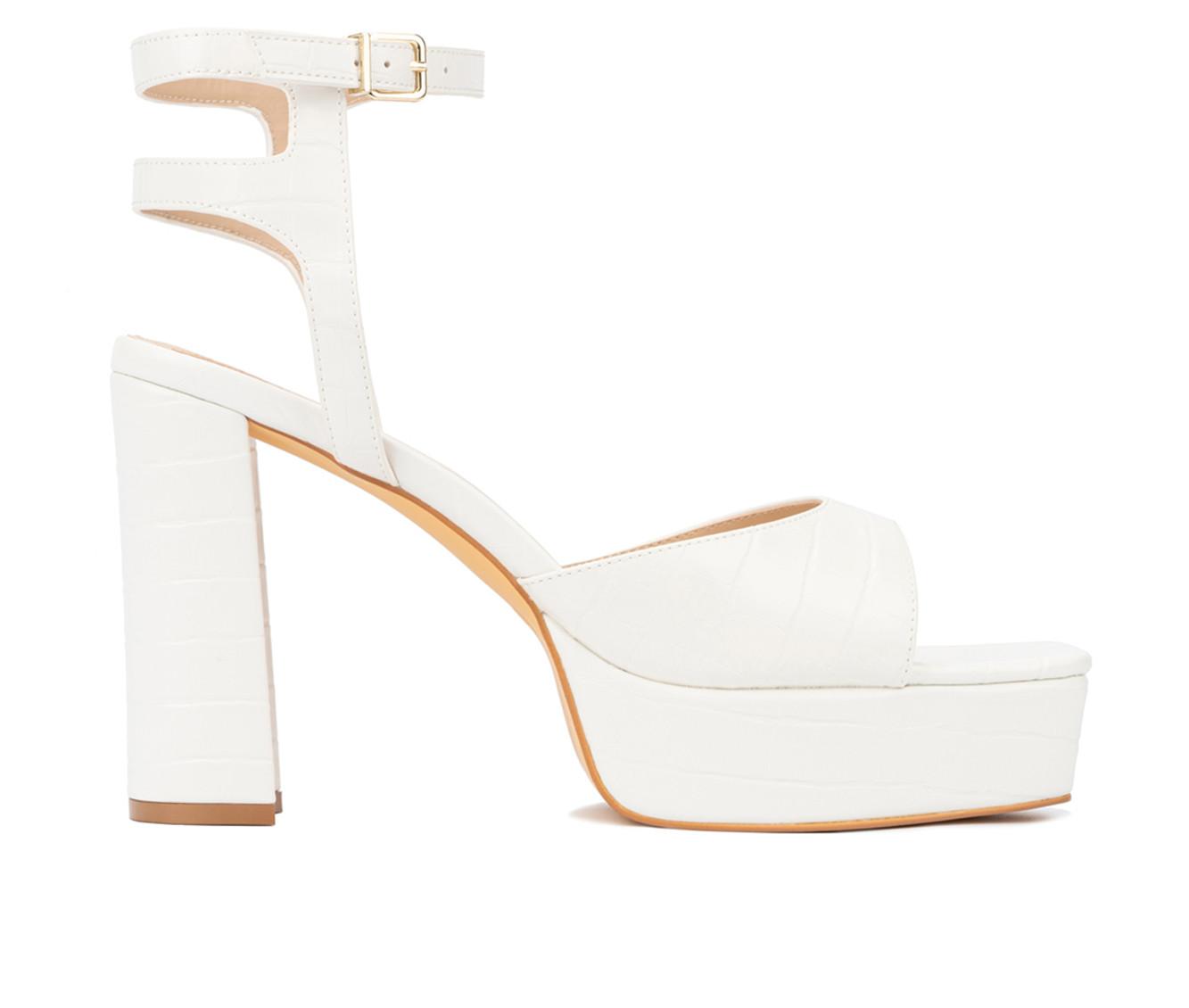 White dress clearance sandals wide width