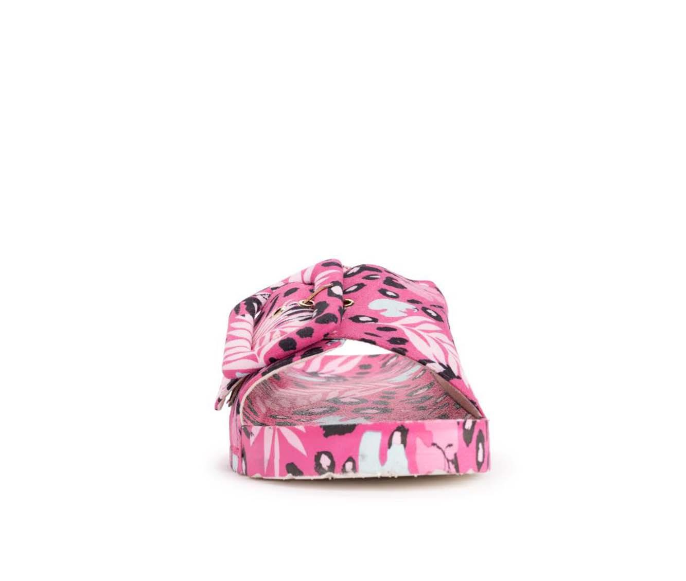 MUK LUKS Island Tiki