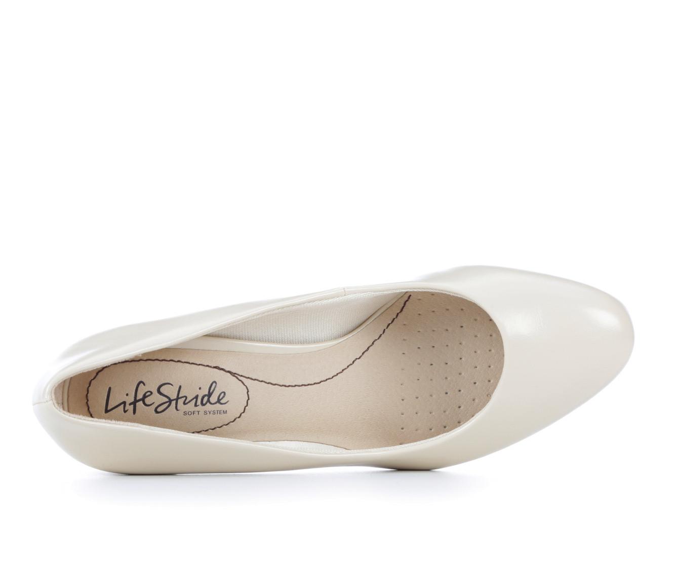 Women's LifeStride Taylor Pumps