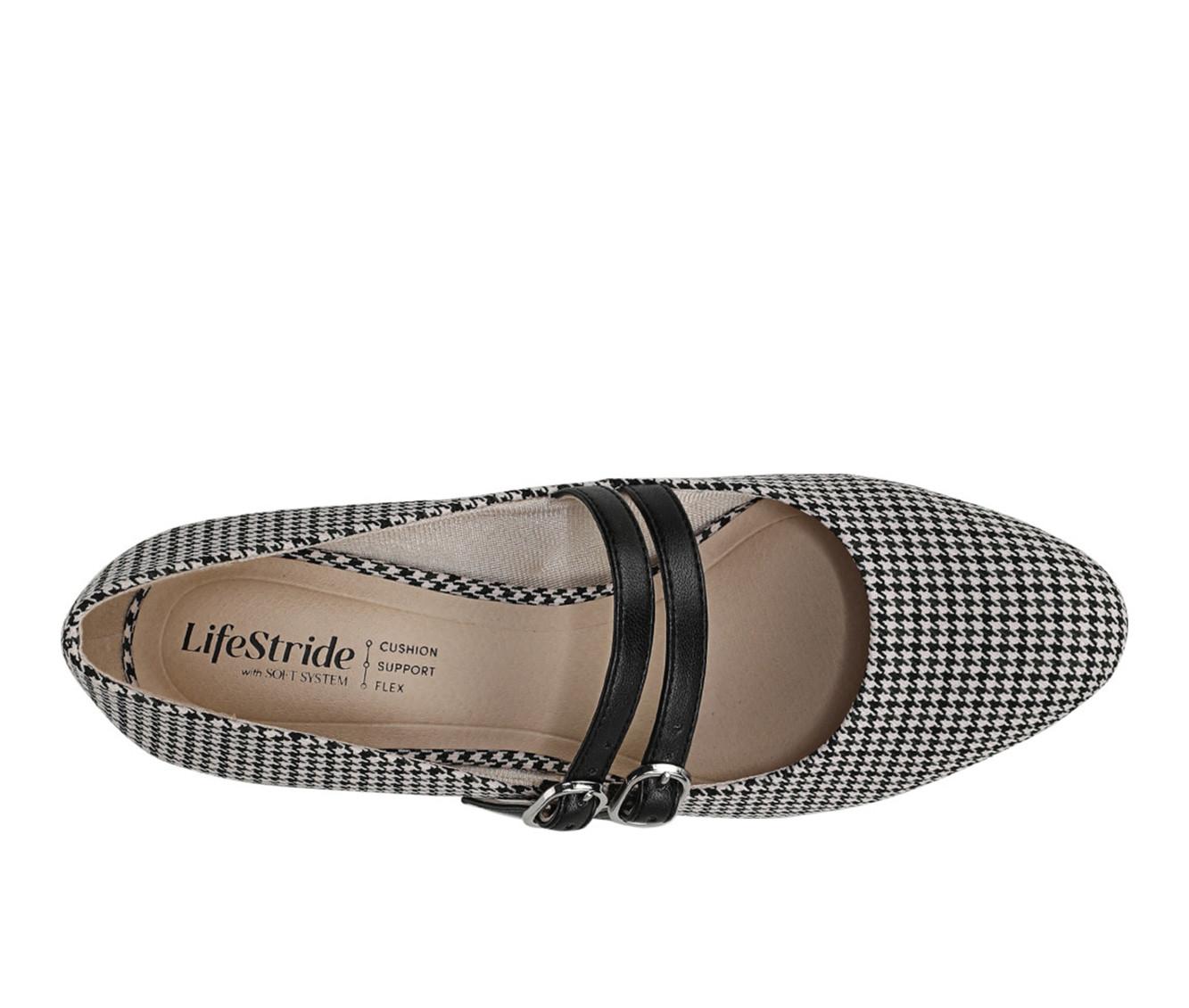 Women's LifeStride True Pumps