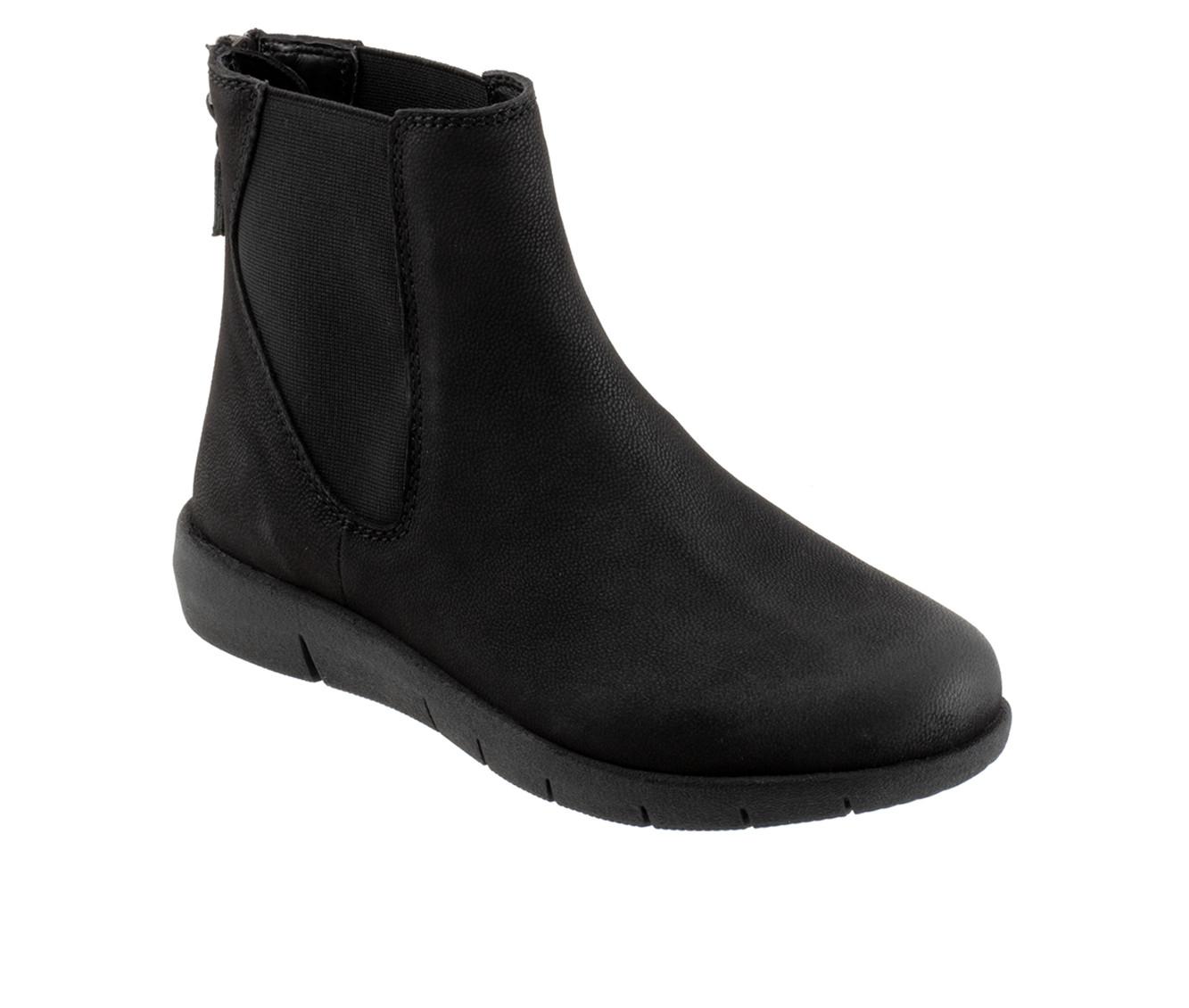 Women's Softwalk Albany Booties