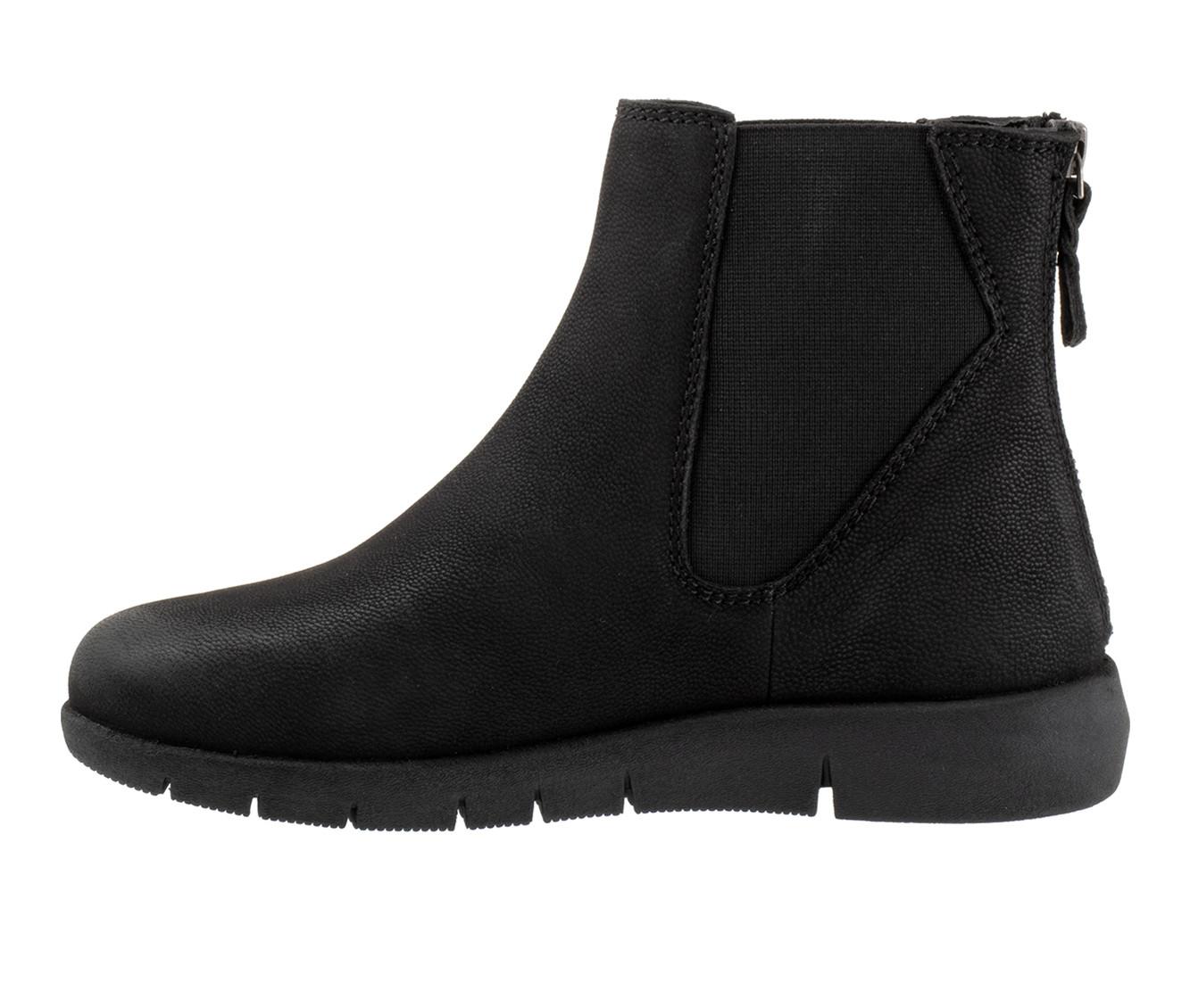 Women's Softwalk Albany Booties