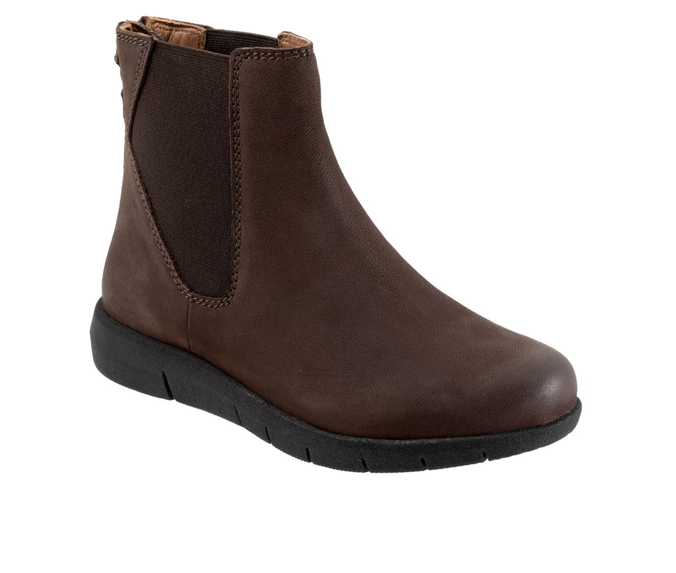 Women's Softwalk Albany Booties