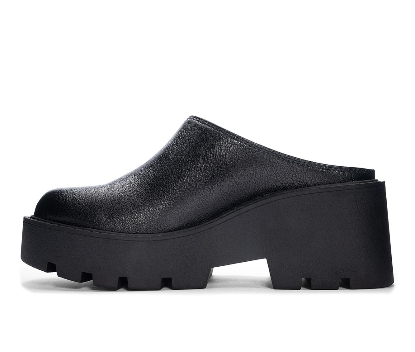 Women's Dirty Laundry R-Test Clogs