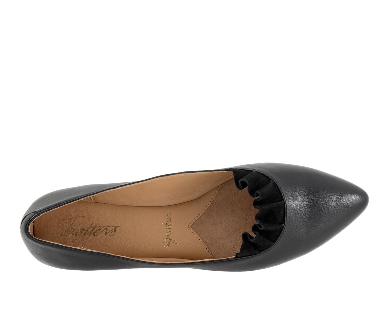 Women's Trotters Elsie Flats