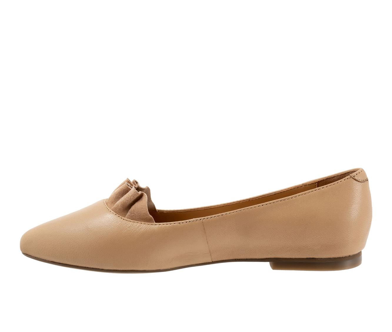 Women's Trotters Elsie Flats