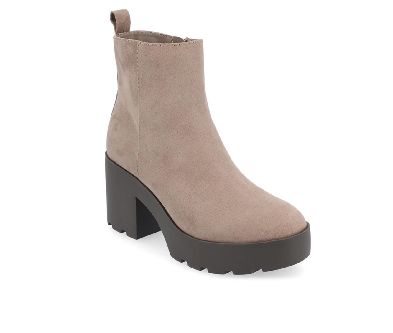 Women's Journee Collection Cassidy Platform Heeled Booties