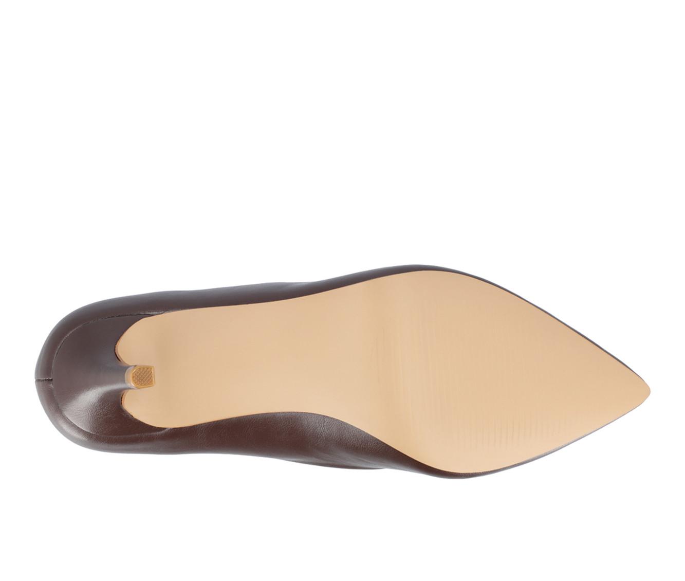 Women's Journee Collection Gabriella Pumps