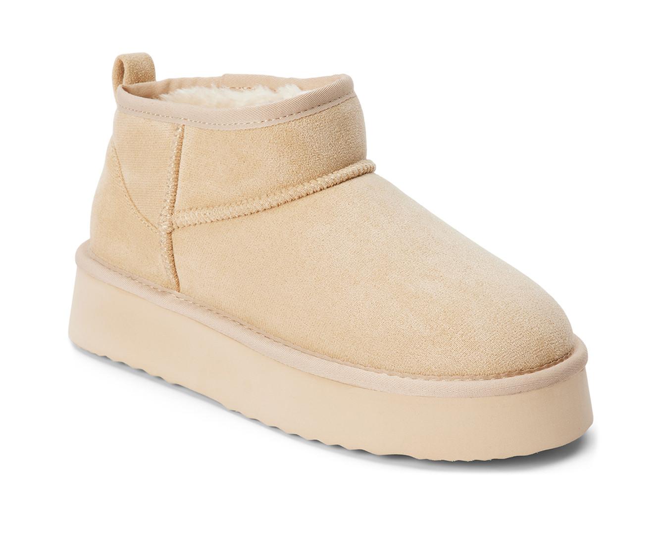 Women's Beach by Matisse Breckenridge Platform Winter Booties