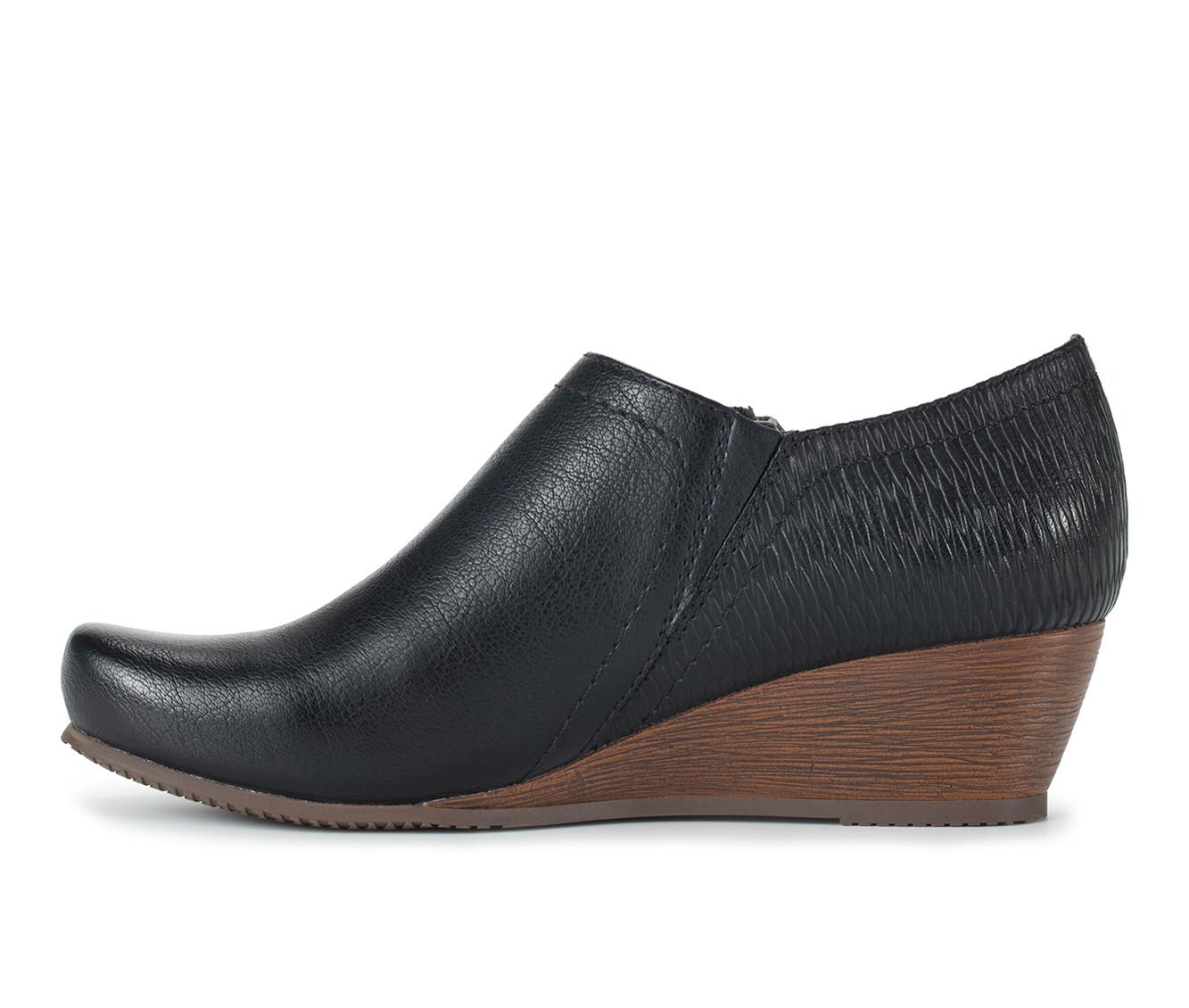Women's Baretraps Louise Wedge Booties