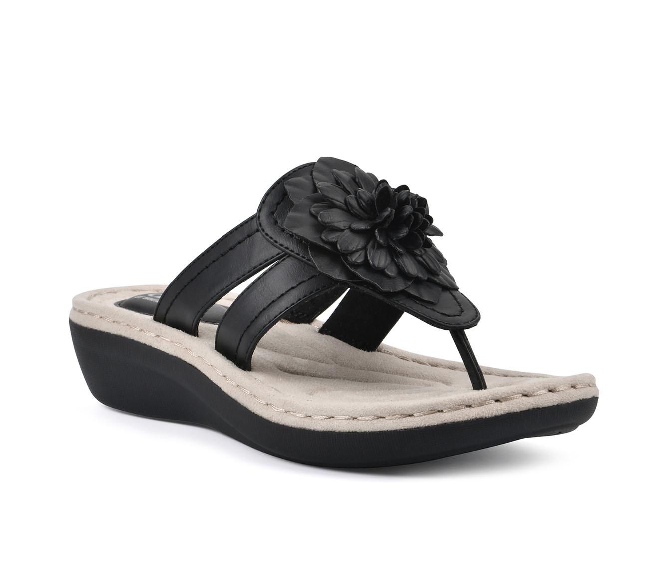 Women's Cliffs by White Mountain Cassia Low Wedge Flip-Flops