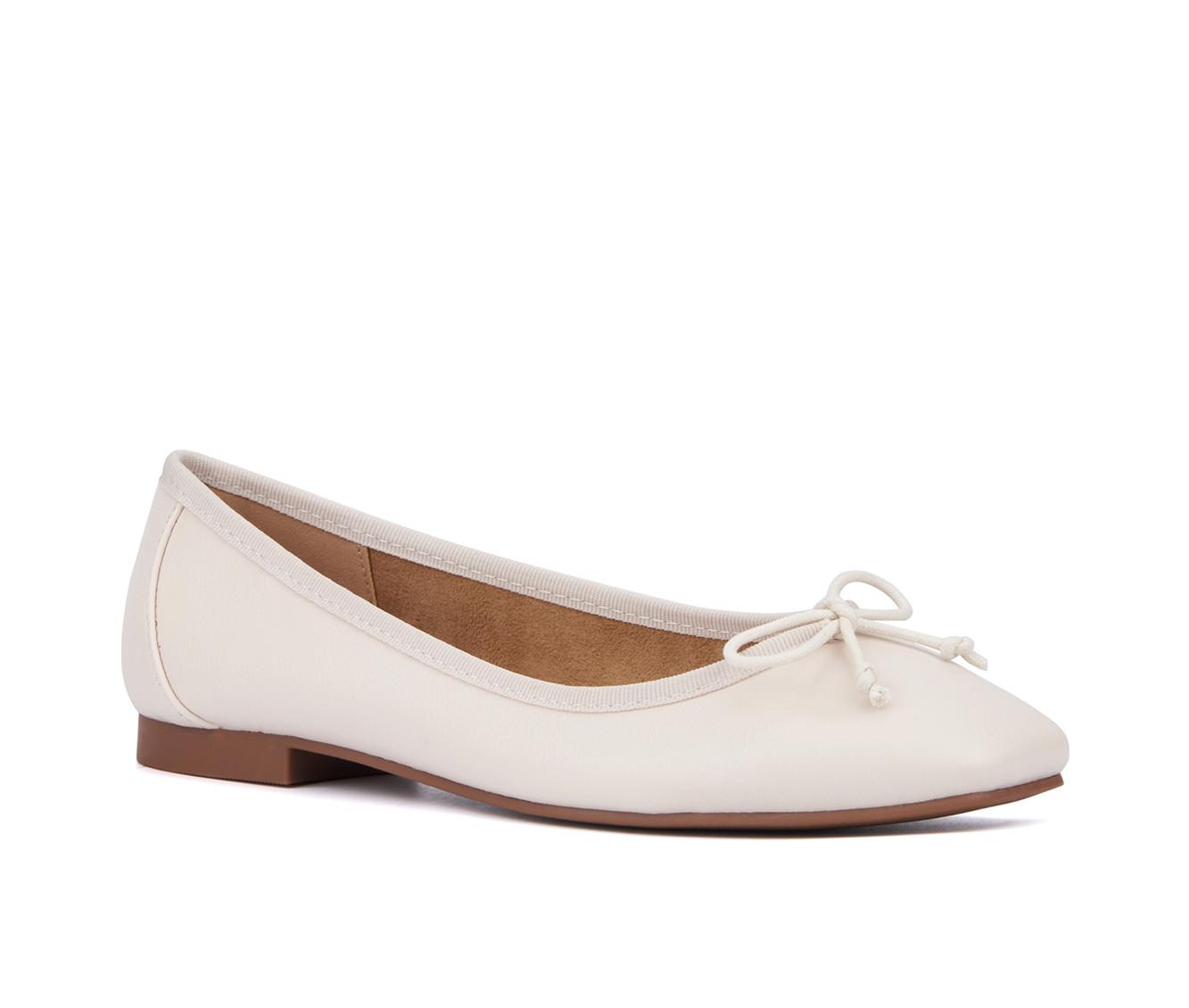 Women's New York and Company Paulina Flats