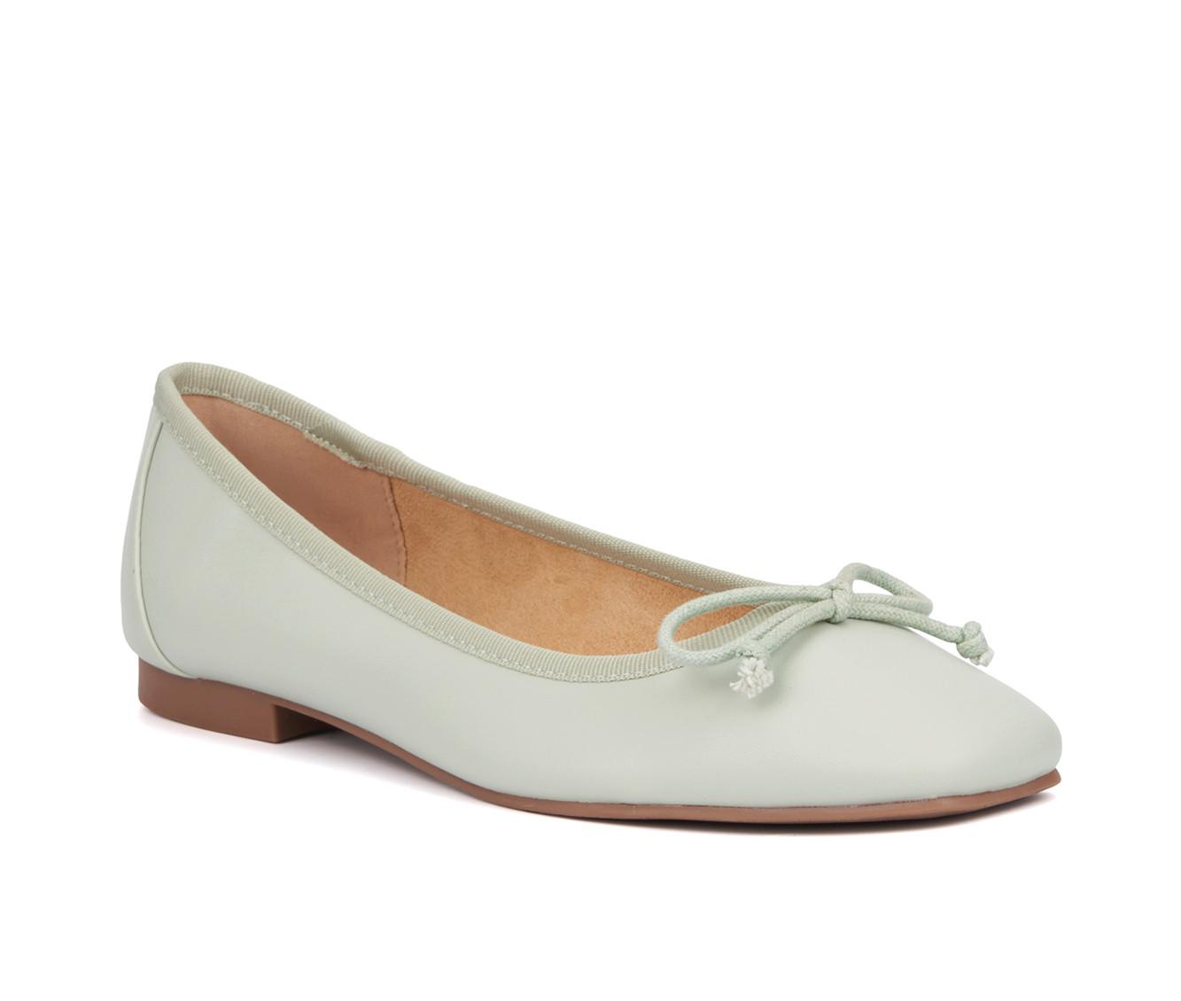 Women's New York and Company Paulina Flats
