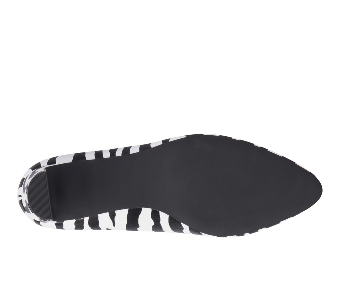 Women's Fashion to Figure Hope Wide Width Pumps