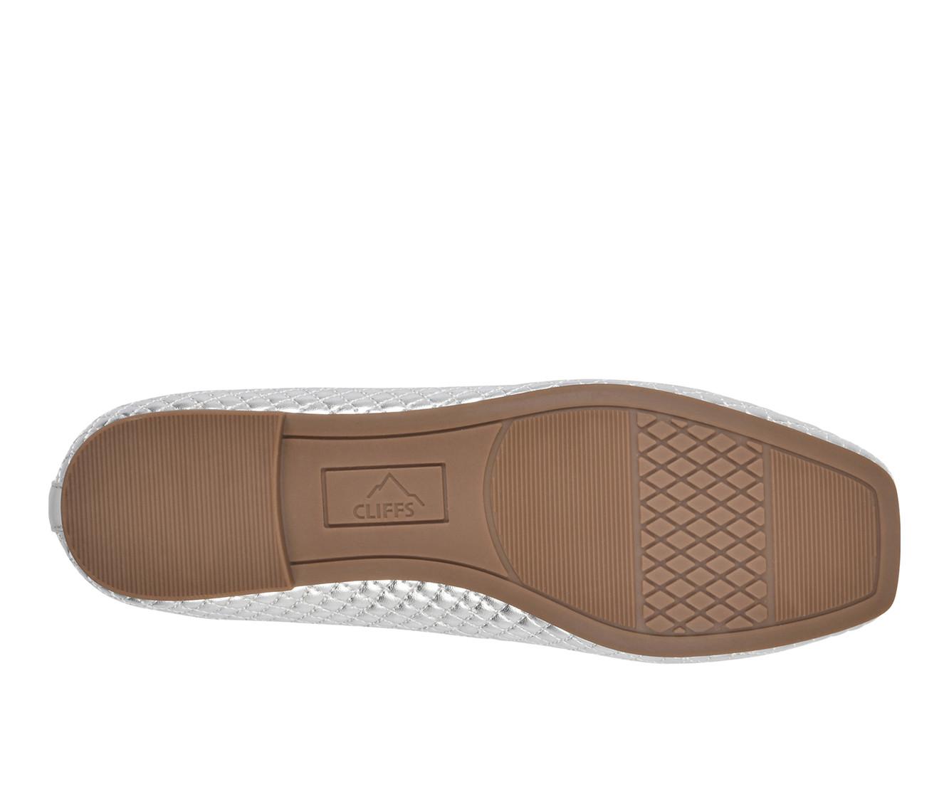 Women's Cliffs by White Mountain Bessy Flats