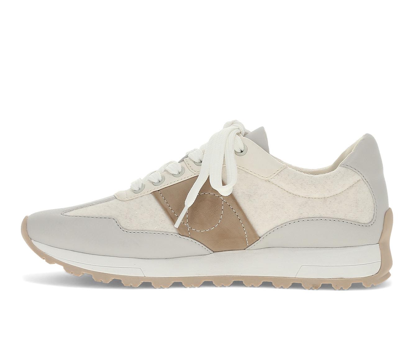 Women's Baretraps Gwenda Sneakers