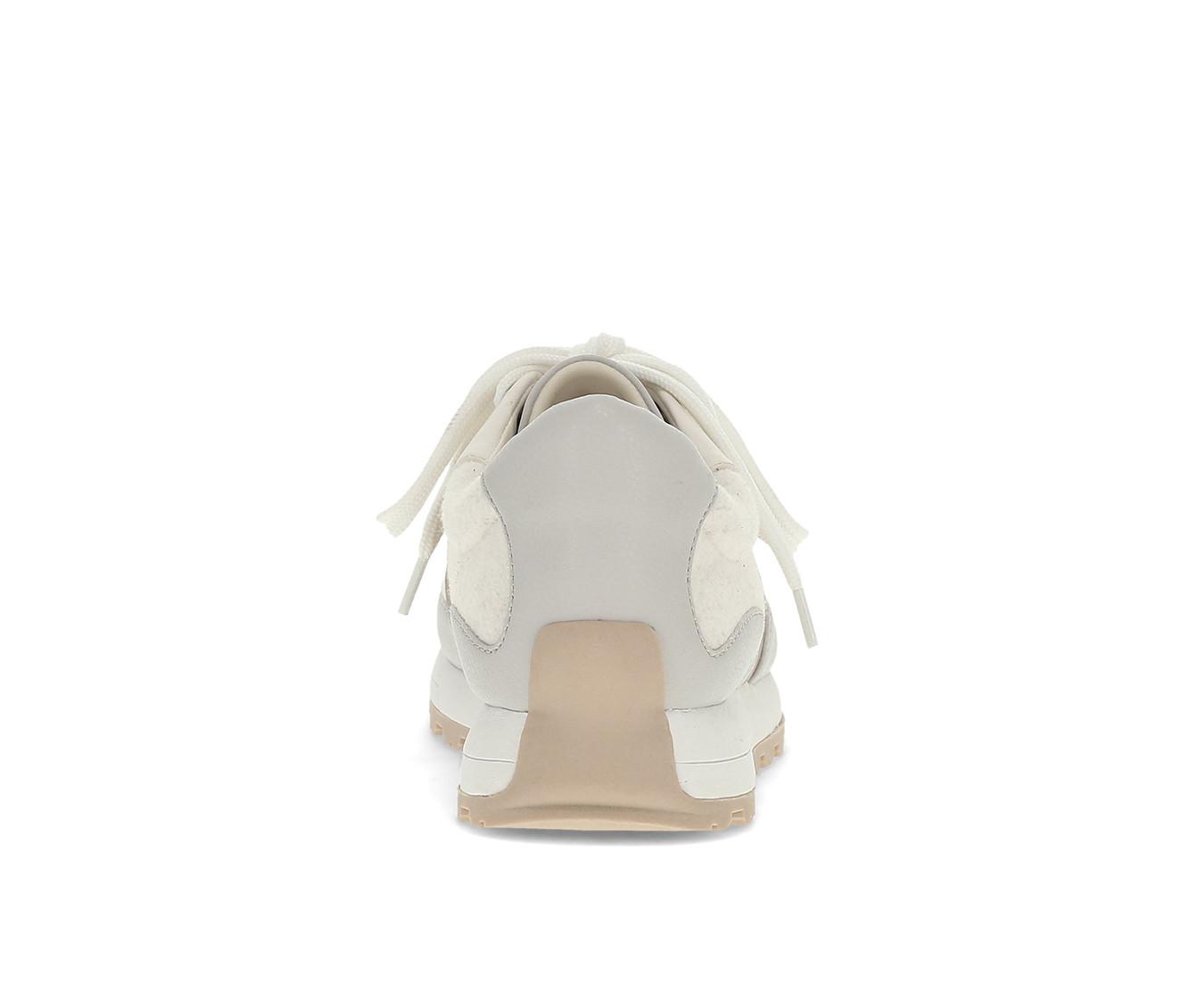 Women's Baretraps Gwenda Sneakers