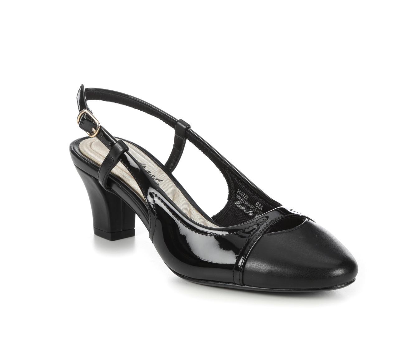 Women's Easy Street Elias Pumps