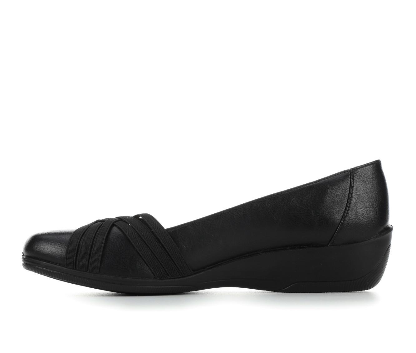 Women's LifeStride Incredible 2 Low Wedge Pumps