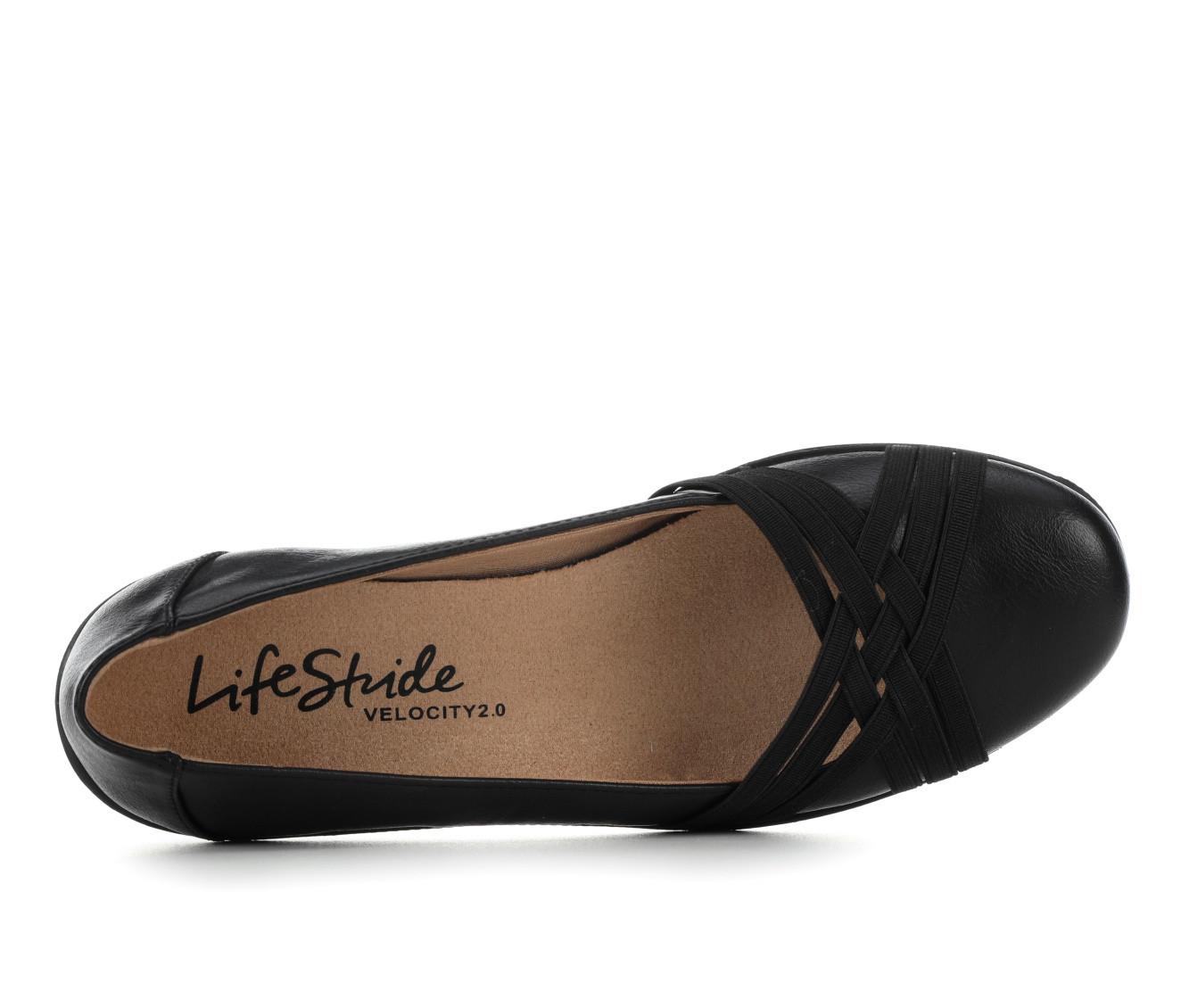 Women's LifeStride Incredible 2 Low Wedge Pumps