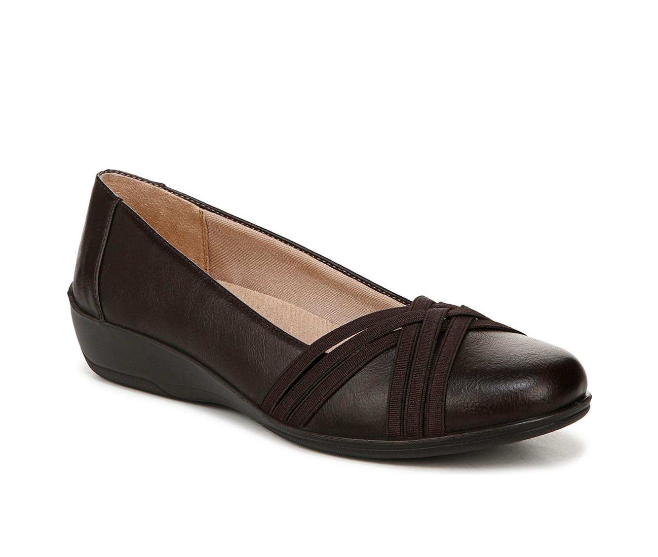 Women's LifeStride Incredible 2 Low Wedge Pumps