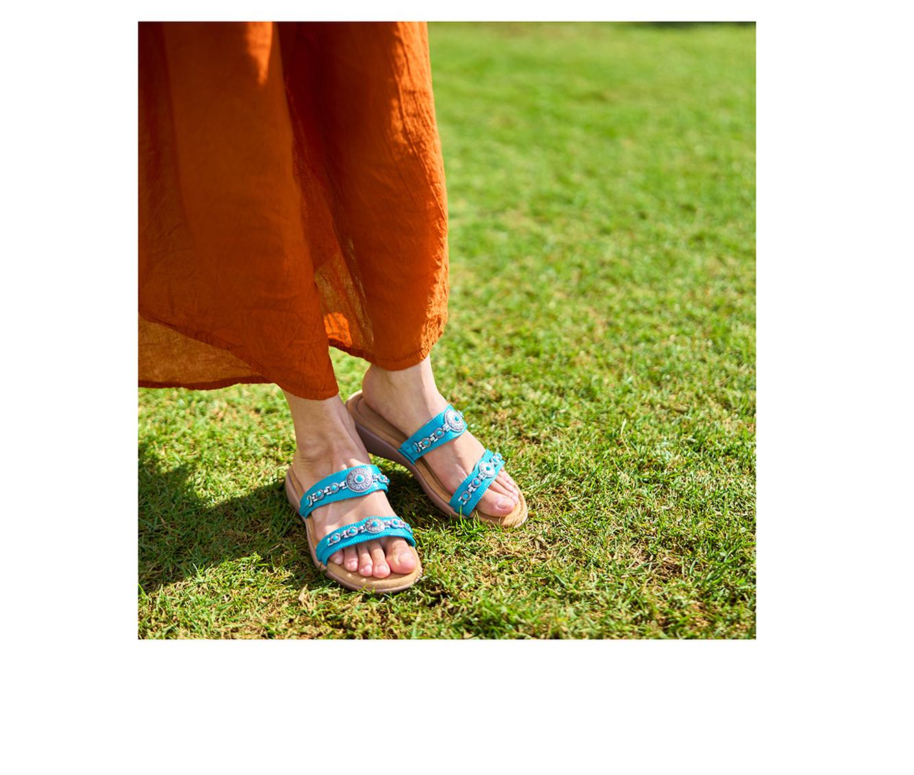 Women's Minnetonka Brenn Embellished Sandals