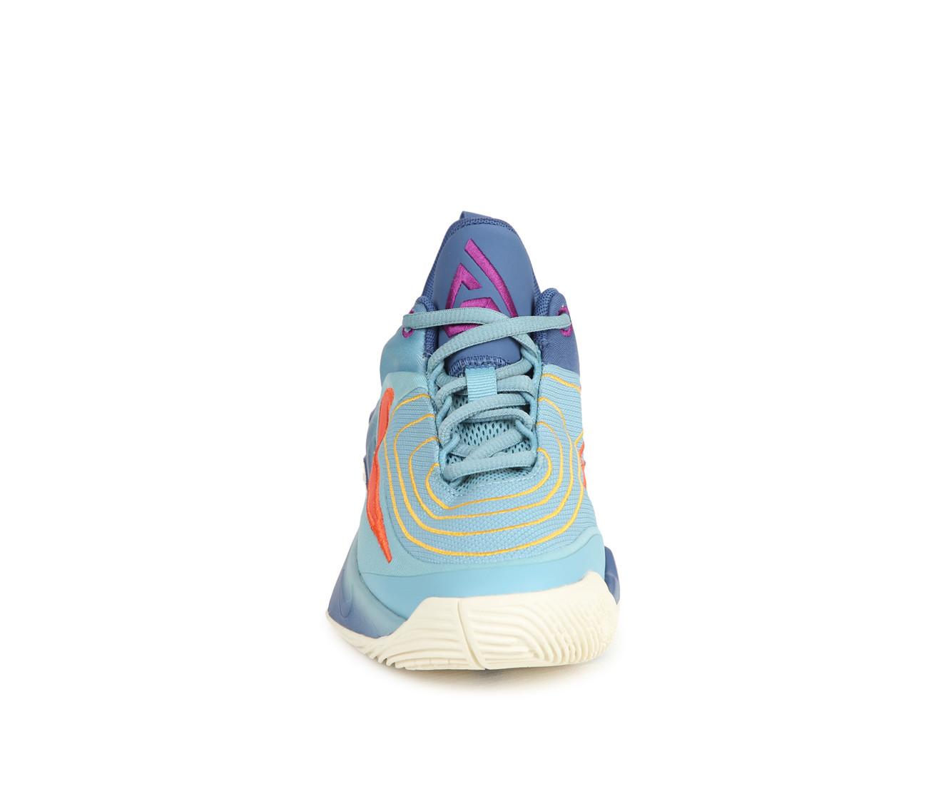 Boys' Nike Giannis Immortality 4 Basketball Shoes