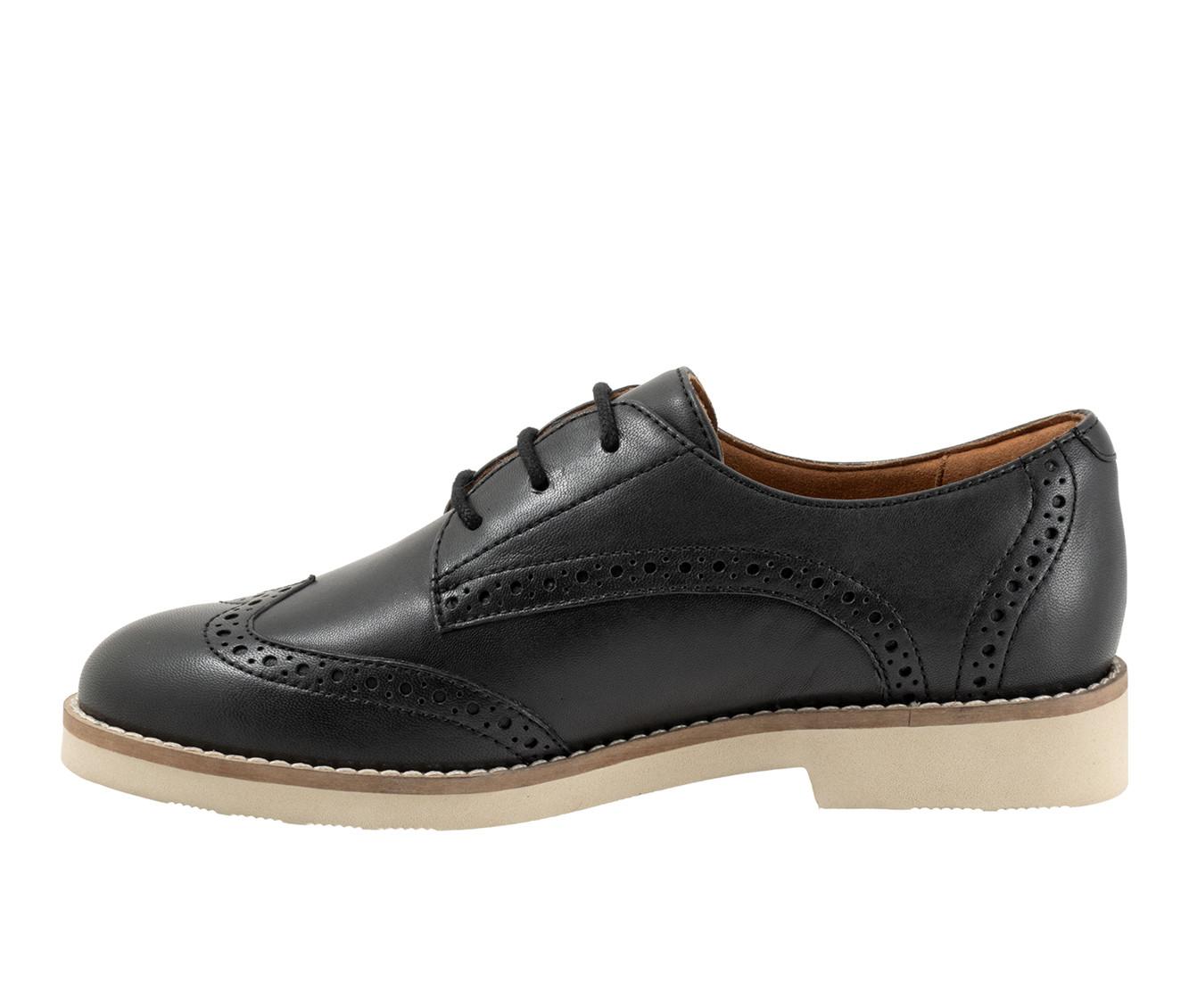 Women's Softwalk Willet Oxfords