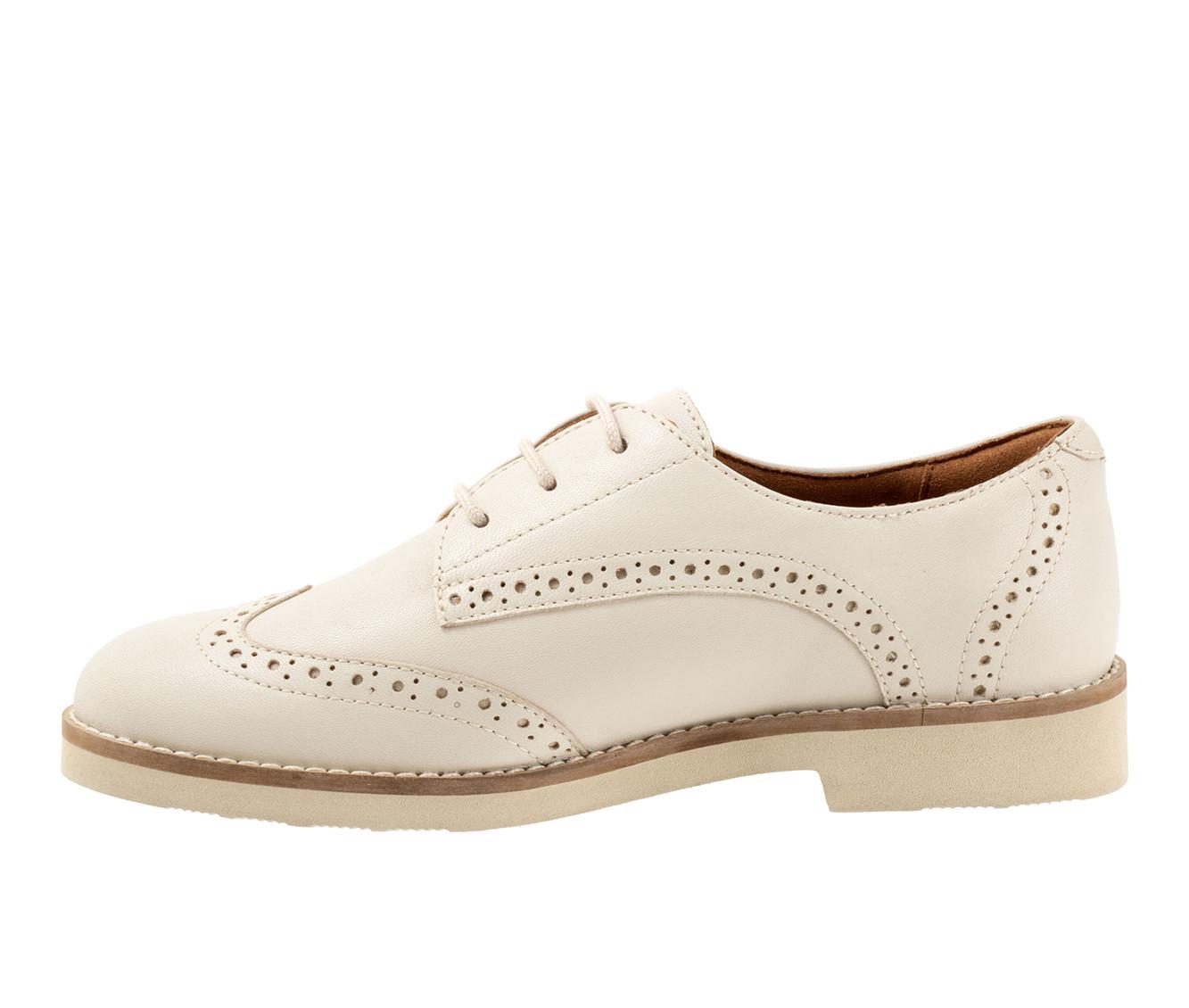 Women's Softwalk Willet Oxfords