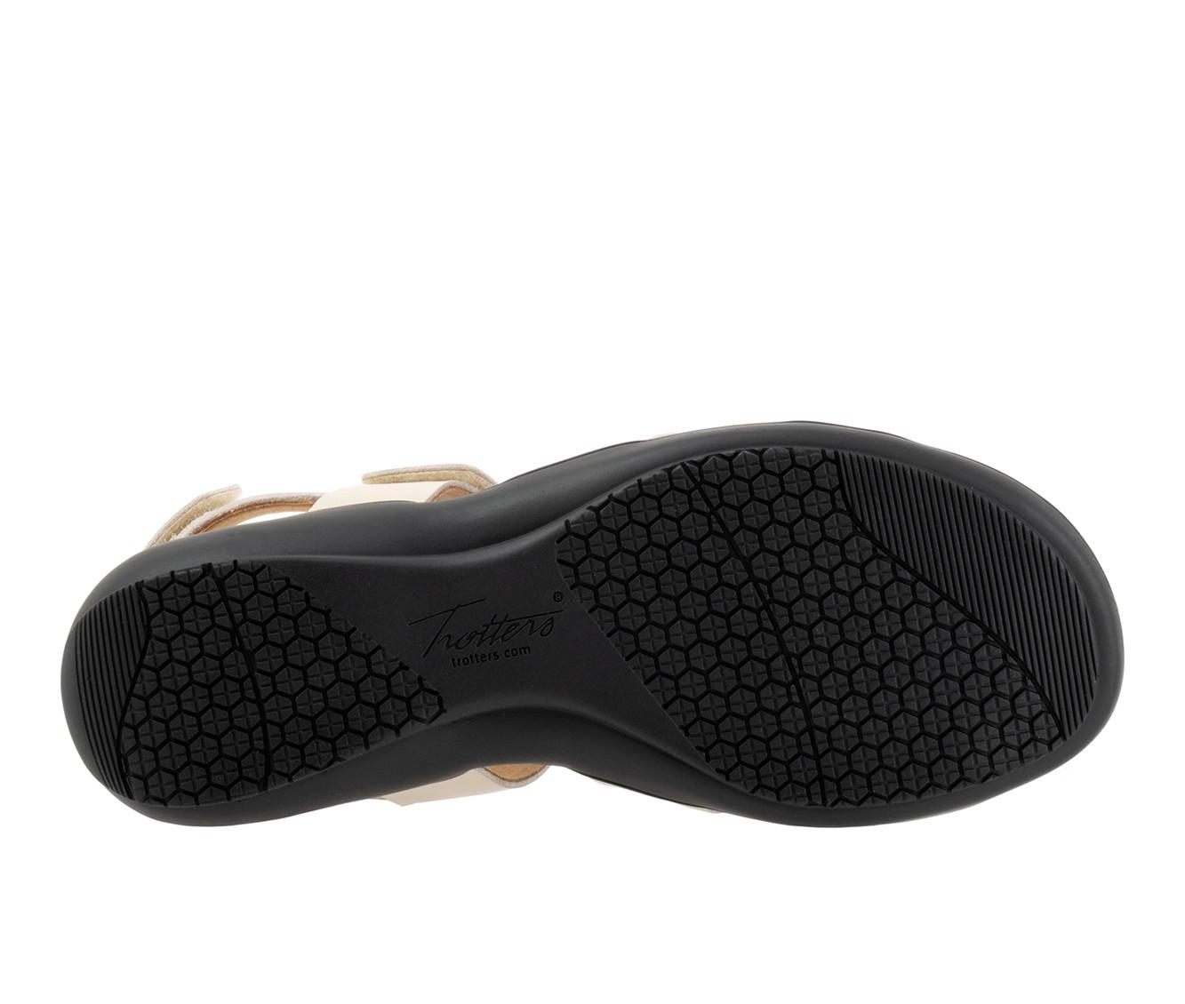 Women's Trotters River Sandals