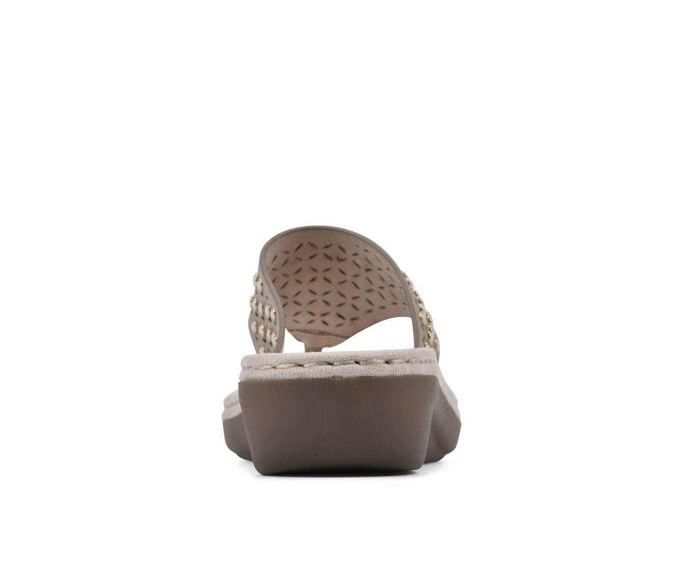 Women's Cliffs by White Mountain Camila Wedge Flip-Flops