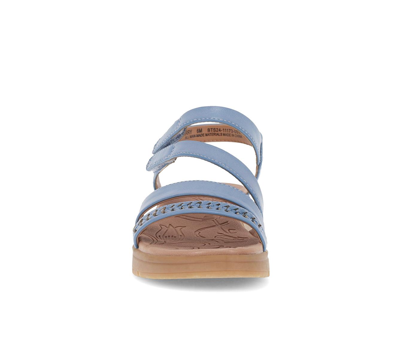 Women's Baretraps Berry Wedge Sandals