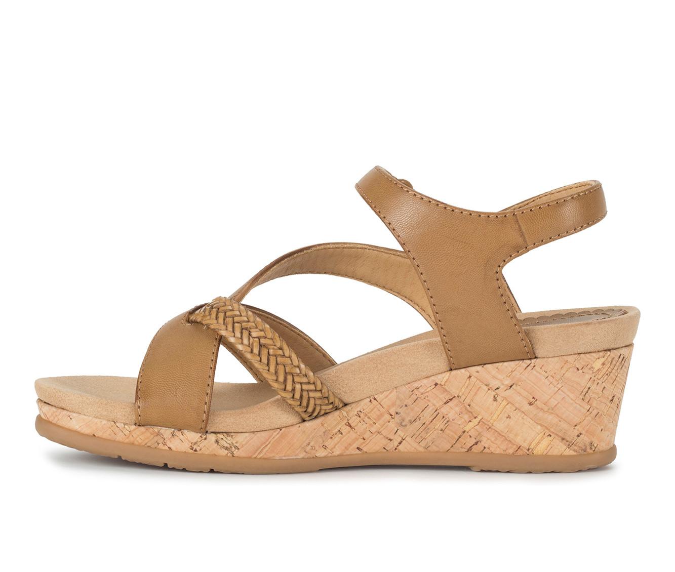 Women's Baretraps Farah Wedge Sandals