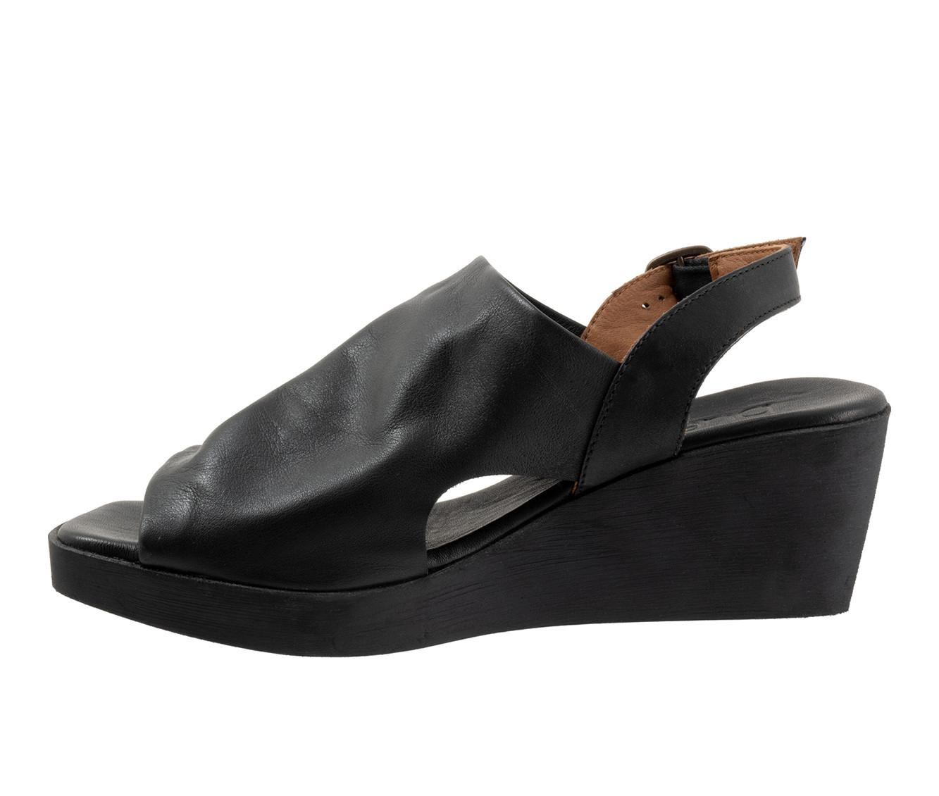 Women's Bueno Flynn Wedge Sandals