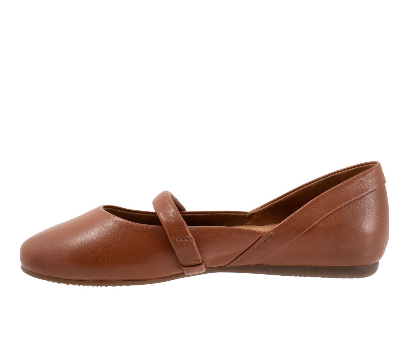 Women's Softwalk Samara Flats