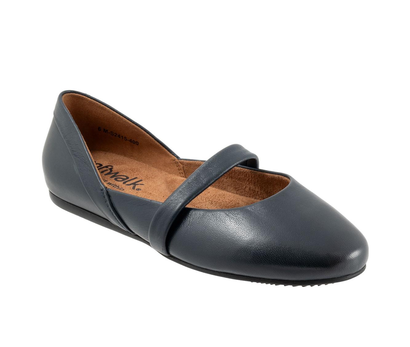 Women's Softwalk Samara Flats