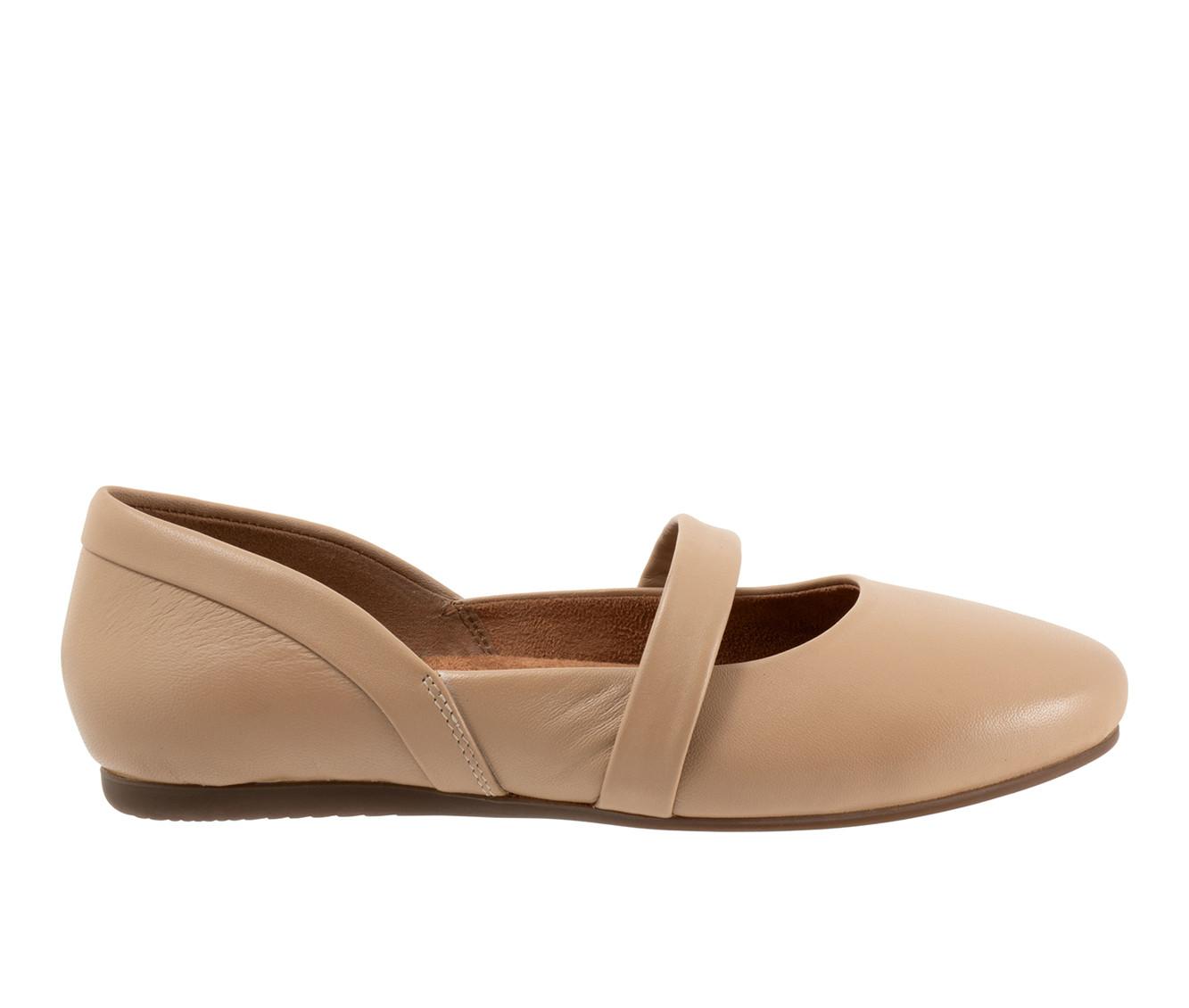 Women's Softwalk Samara Flats