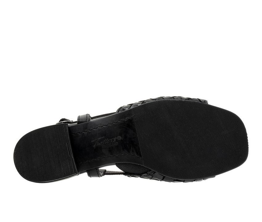Women's Trotters Nola Sandals