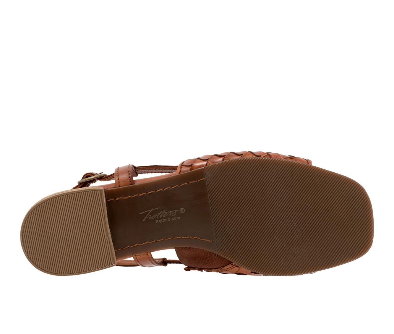 Women's Trotters Nola Sandals